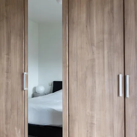Apartment Leo & De Walvis *